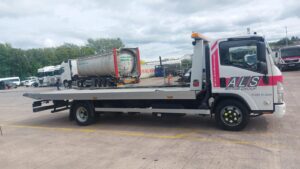2015 REG 7.5 TON ISUZU WITH DYSON BODY REF 241025 £15,000 PLUS VAT